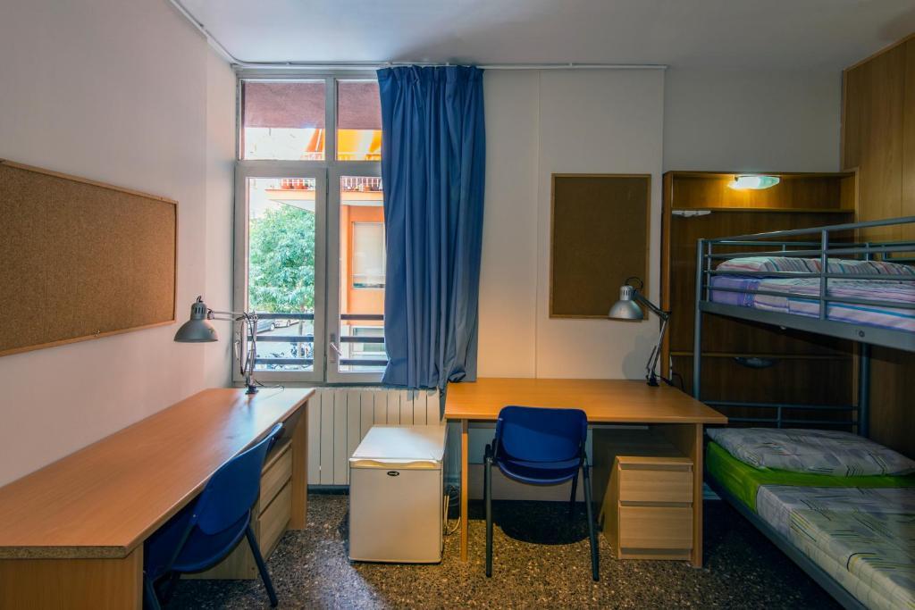 Residencia Sants Hostel Barcelona Ruang foto