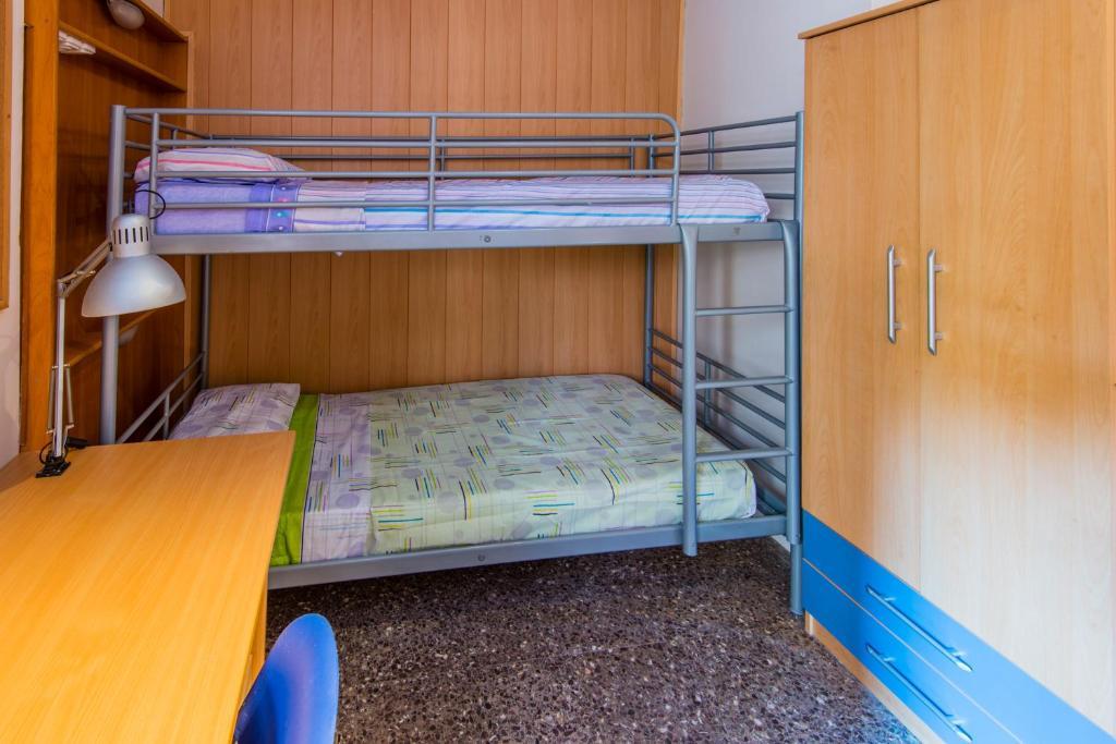 Residencia Sants Hostel Barcelona Ruang foto